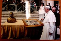 Vaticano - Musei Vaticani - Donazione di 2 opere, 7 maggio 2014